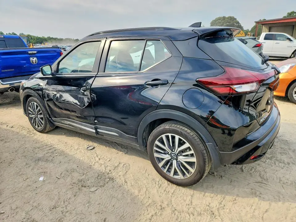 2024 NISSAN KICKS SR  