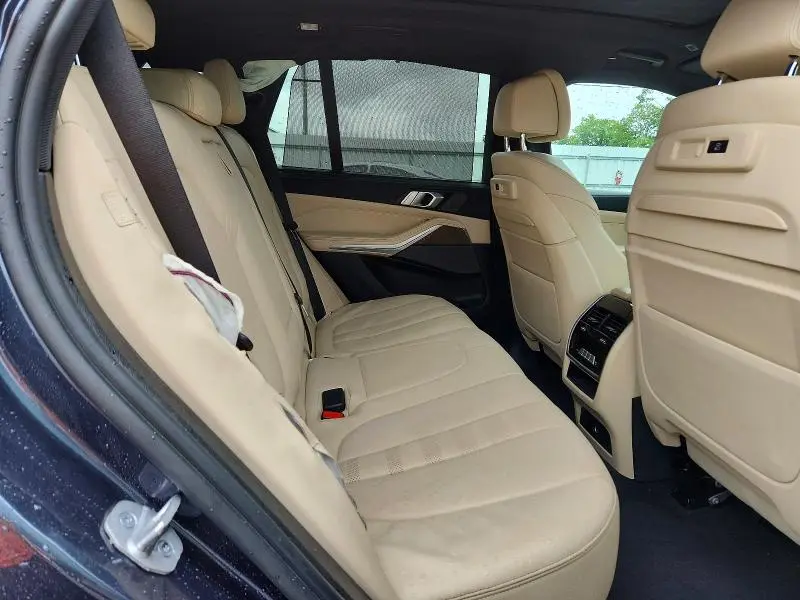 2022 BMW X5 M50I  