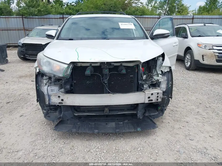 2016 TOYOTA HIGHLANDER LE V6