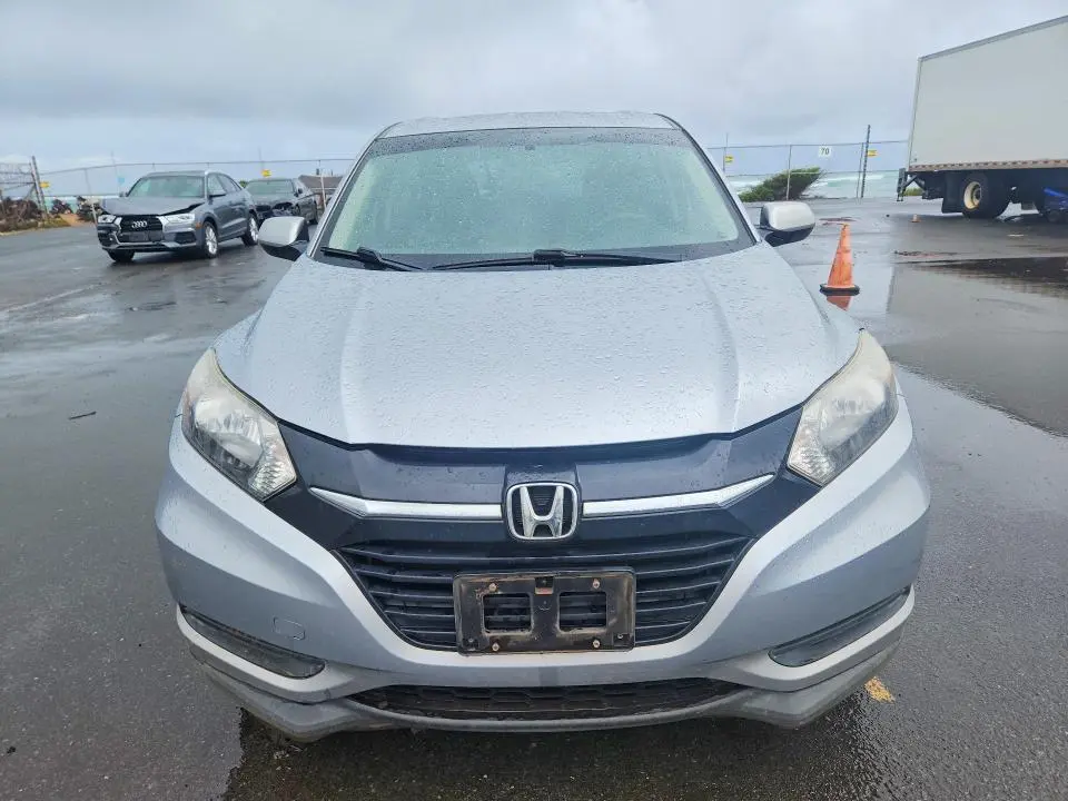 2017 HONDA HR-V LX  