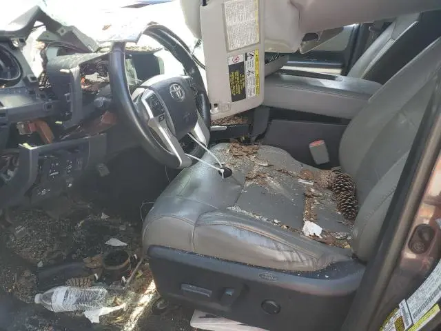 2017 TOYOTA TUNDRA CREWMAX LIMITED  