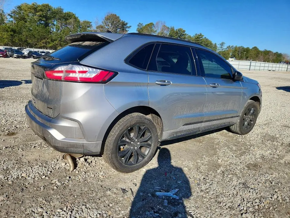 2024 FORD EDGE TITAN   