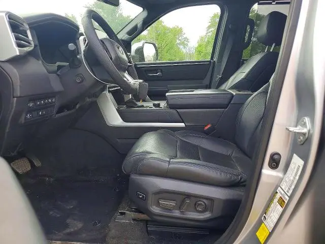 2025 TOYOTA SEQUOIA PLATINUM  