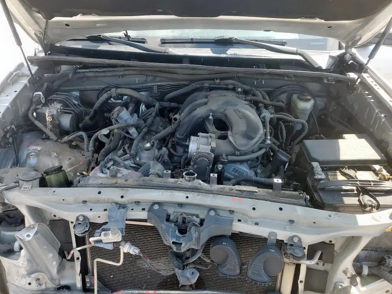 2017 TOYOTA 4RUNNER SR5  