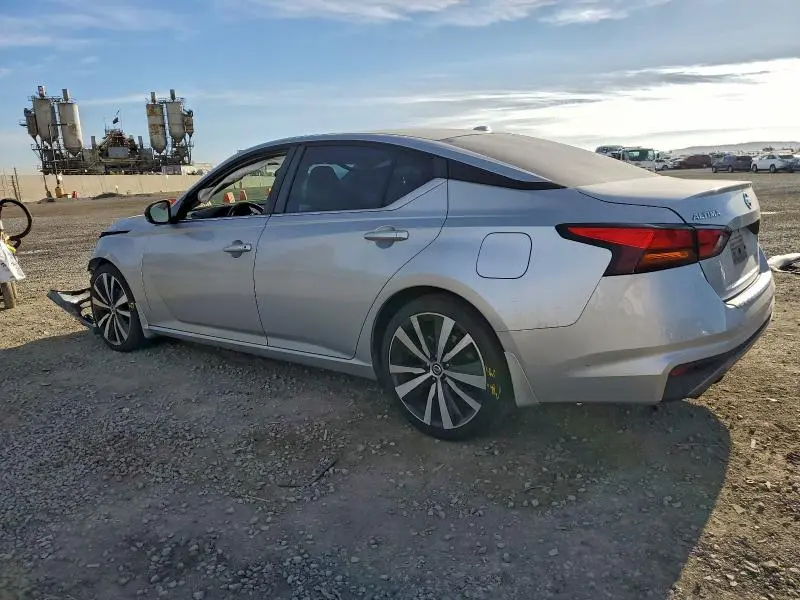 2019 NISSAN ALTIMA SR  