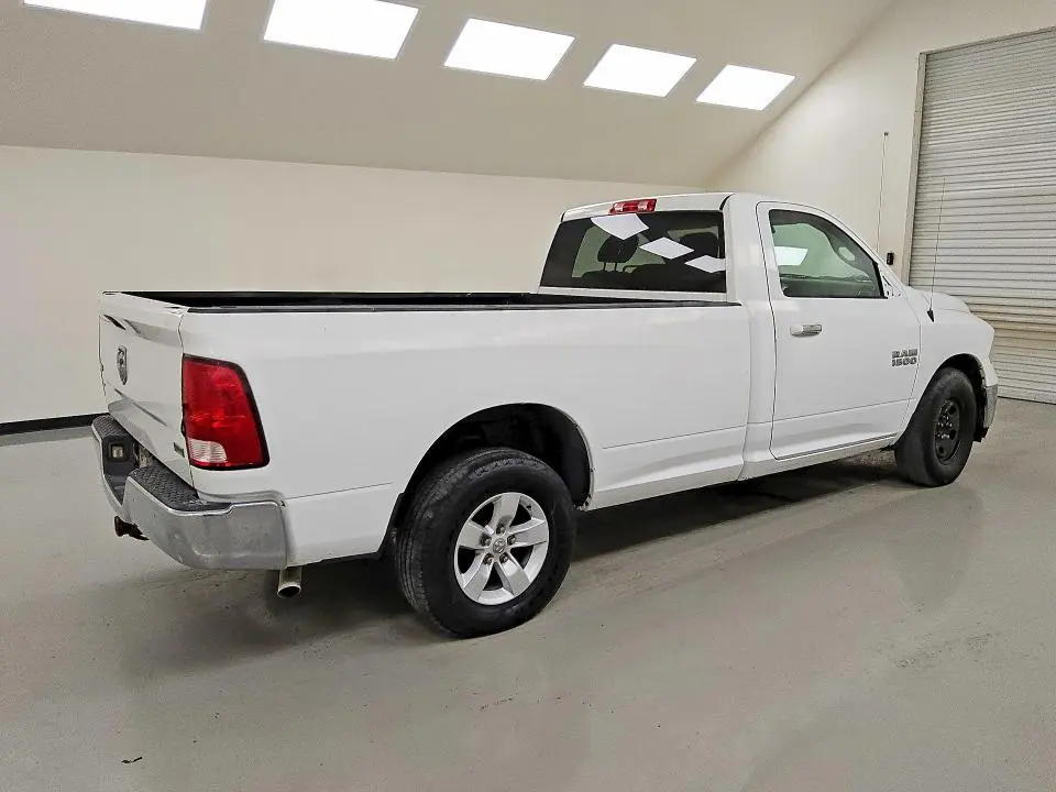 2017 RAM 1500 SLT  
