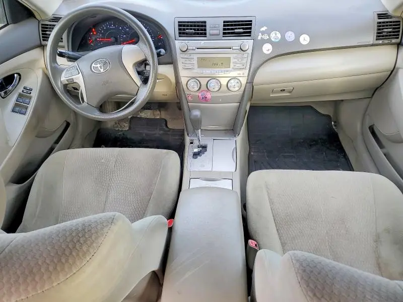 2011 TOYOTA CAMRY LE  