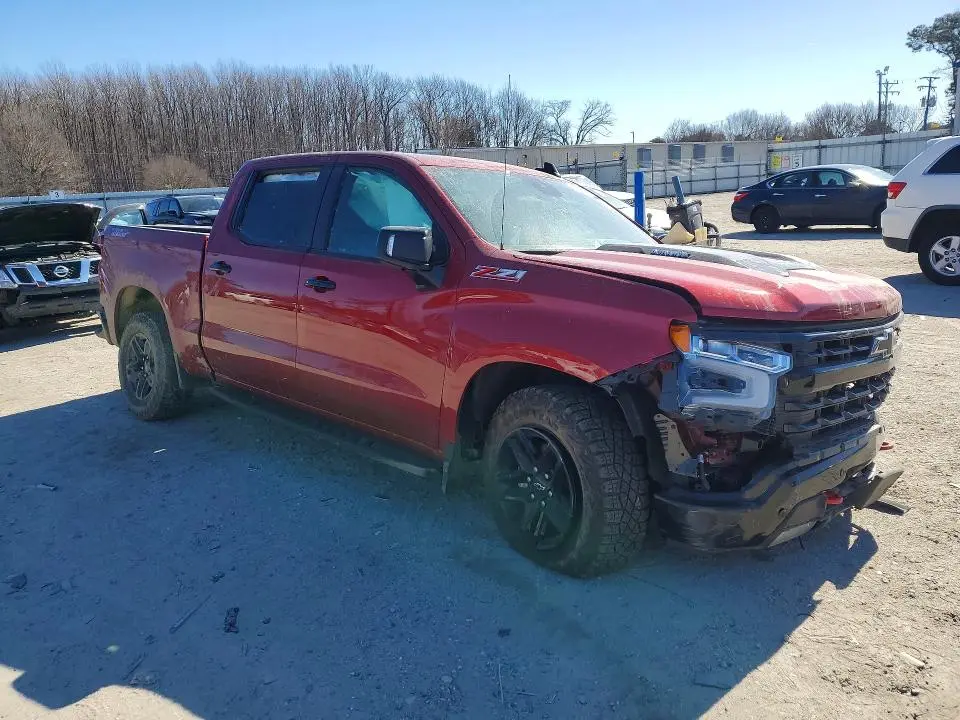 2024 CHEVROLET SILVERADO K1500 LT TRAIL BOSS  