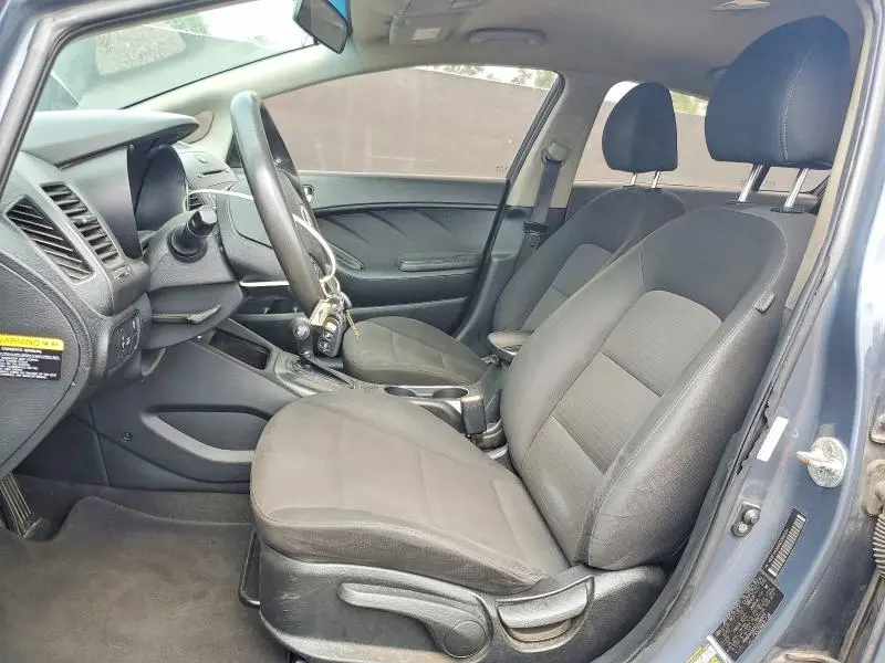 2016 KIA FORTE LX  