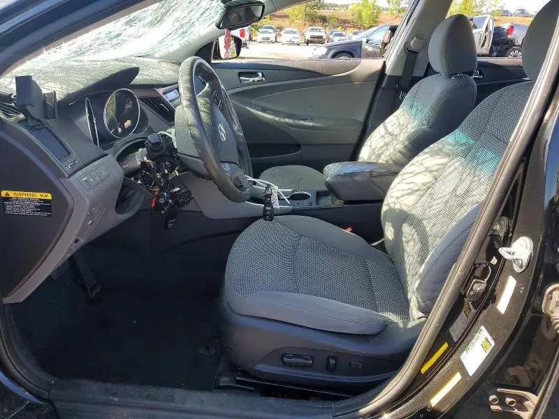 2013 HYUNDAI SONATA GLS  