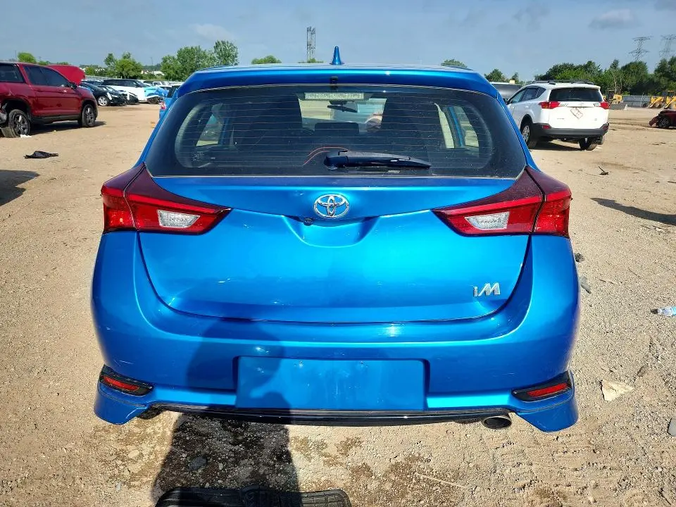 2018 TOYOTA COROLLA IM BASE  