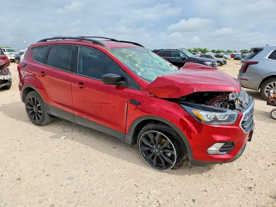 2019 FORD ESCAPE SE  