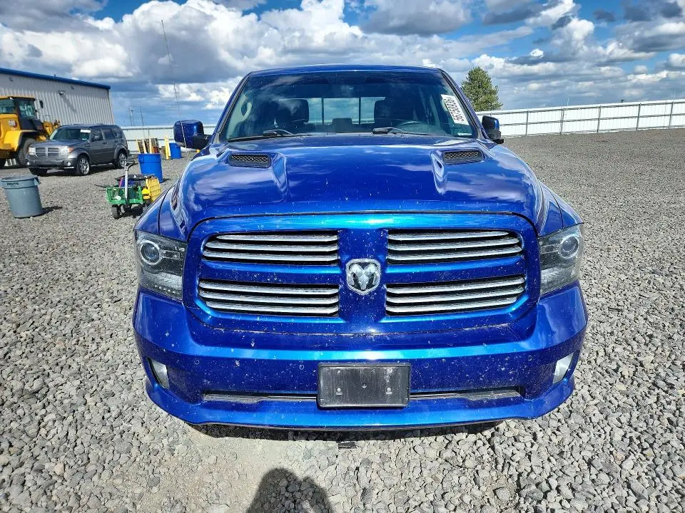 2015 RAM 1500 SPORT  