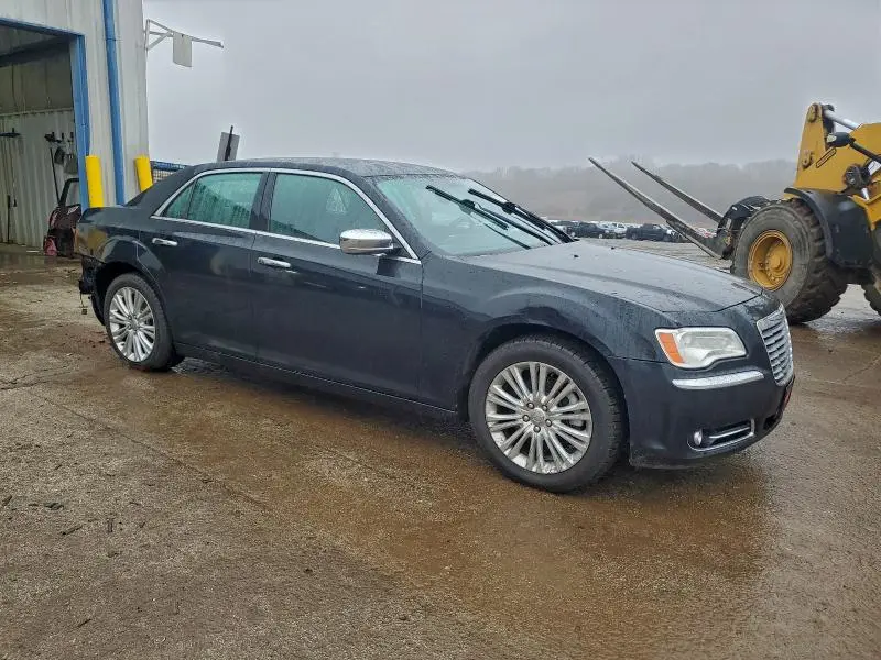 2013 CHRYSLER 300C   