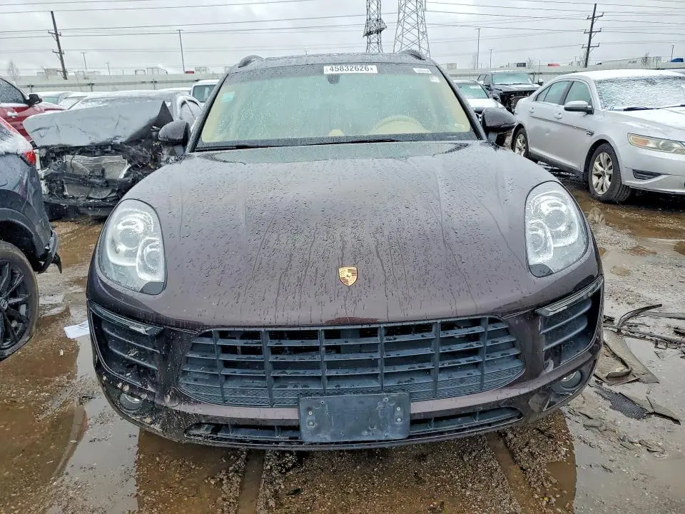 2016 PORSCHE MACAN S  