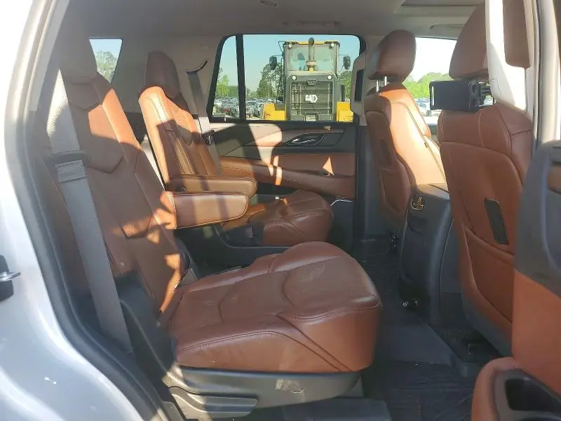 2020 CADILLAC ESCALADE LUXURY  