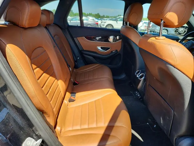 2017 MERCEDES-BENZ GLC 300 4MATIC  