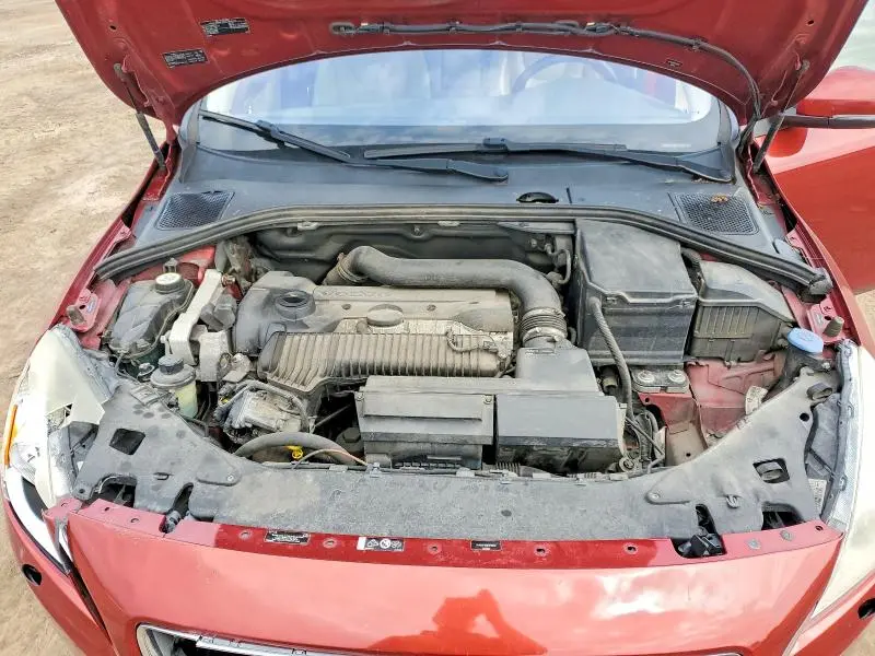 2013 VOLVO S60 T5  
