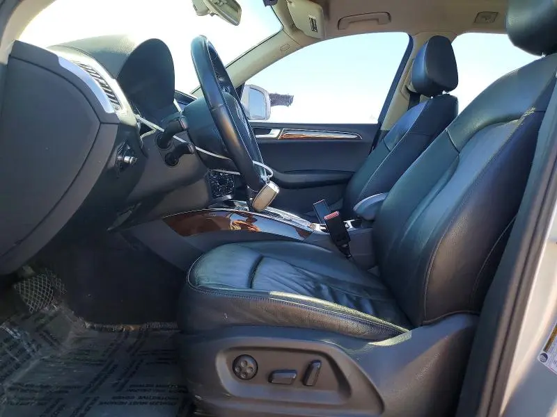 2011 AUDI Q5 PREMIUM  