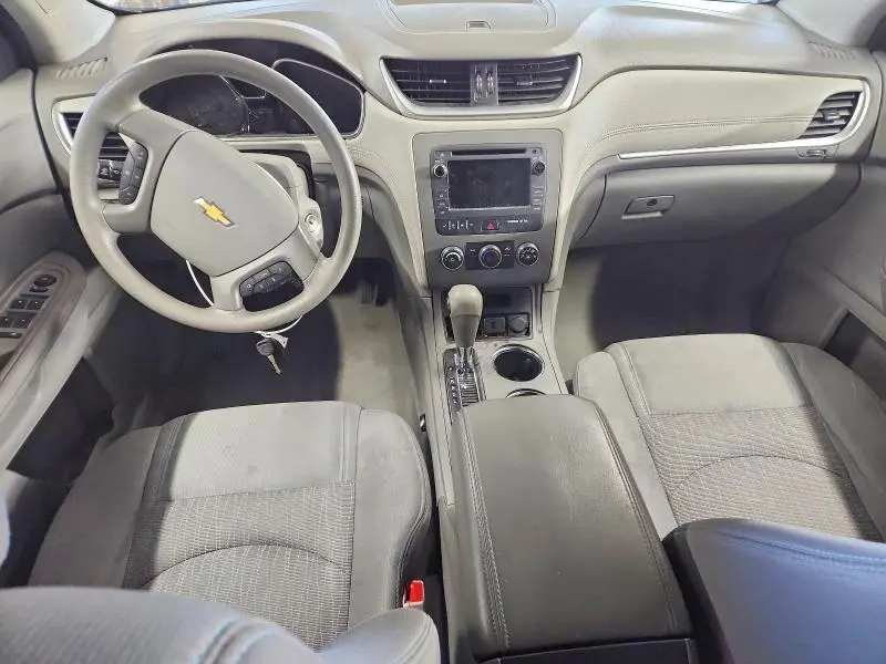 2017 CHEVROLET TRAVERSE LS  