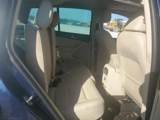 2013 VOLKSWAGEN TIGUAN S  