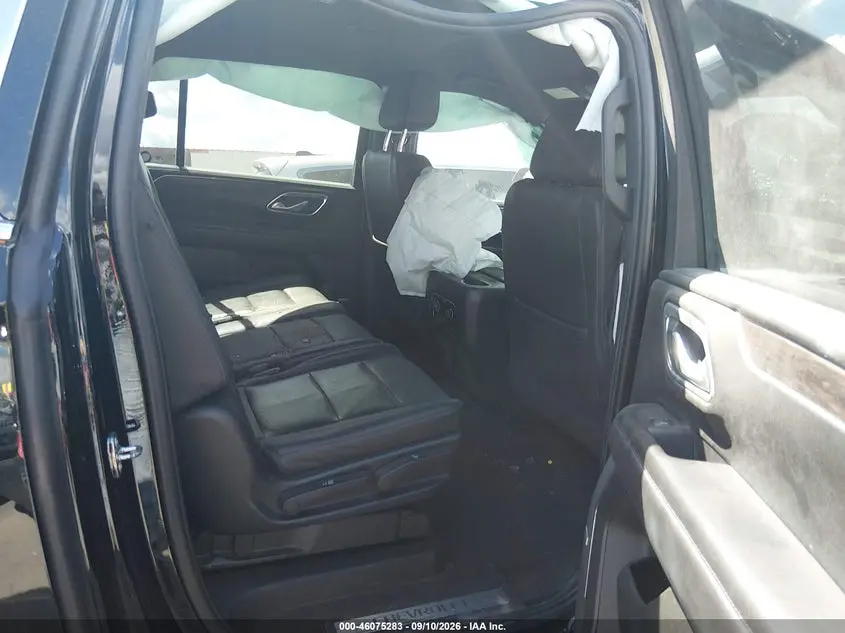 2023 CHEVROLET SUBURBAN 2WD LT