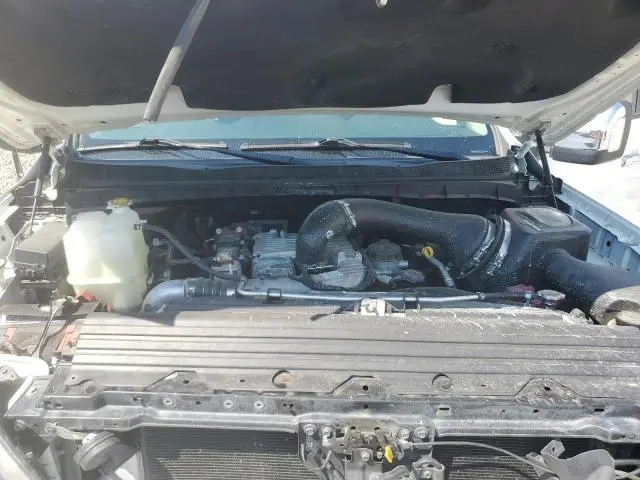 2016 NISSAN TITAN XD SL  
