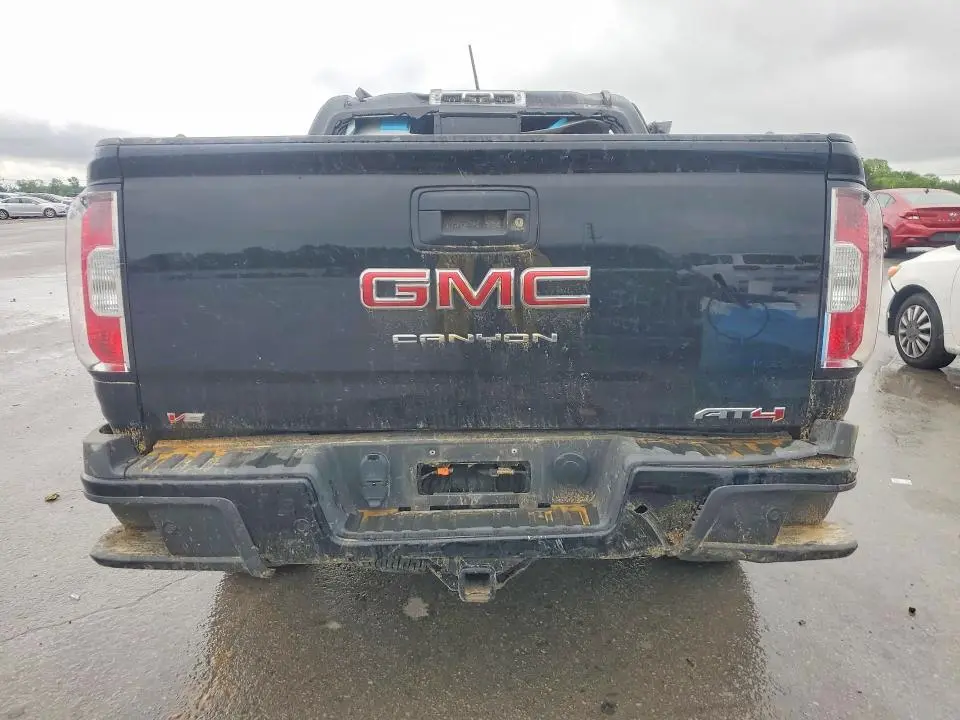 2022 GMC CANYON AT4  