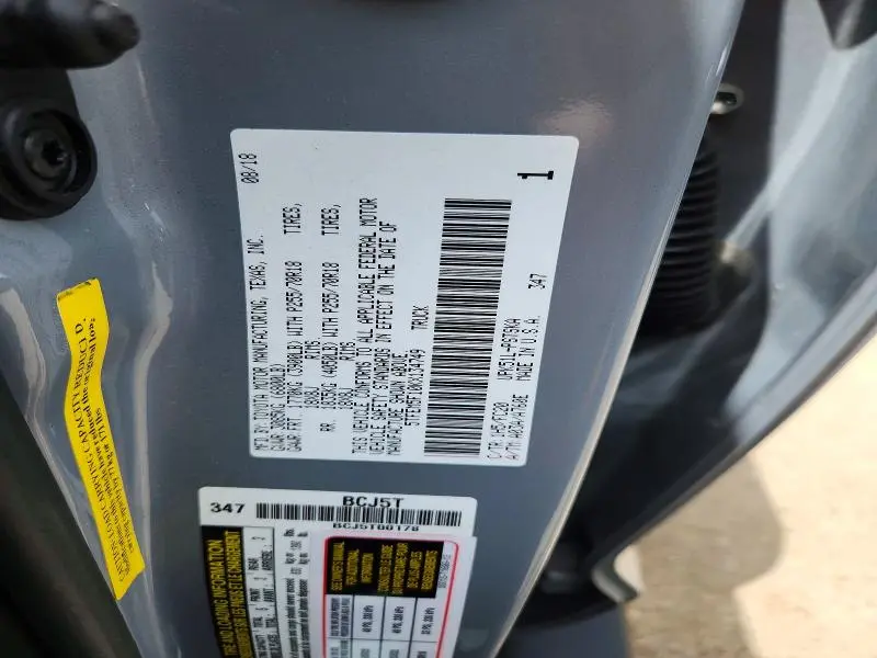 2019 TOYOTA TUNDRA CREWMAX SR5  