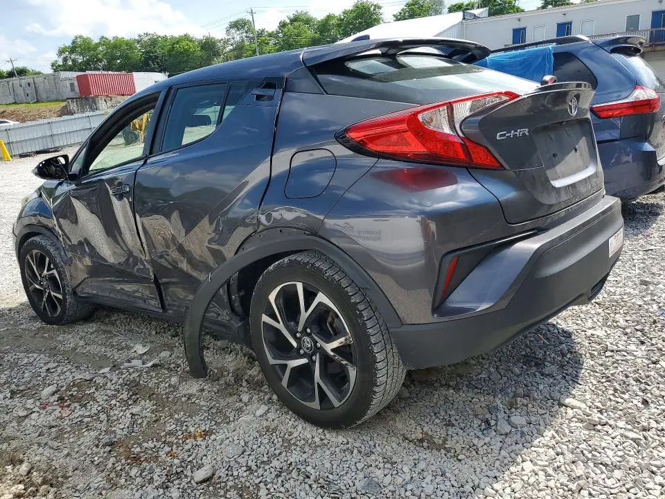 2019 TOYOTA C-HR XLE  