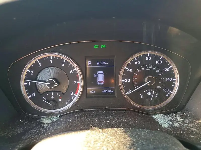 2019 HYUNDAI SANTA FE SE  