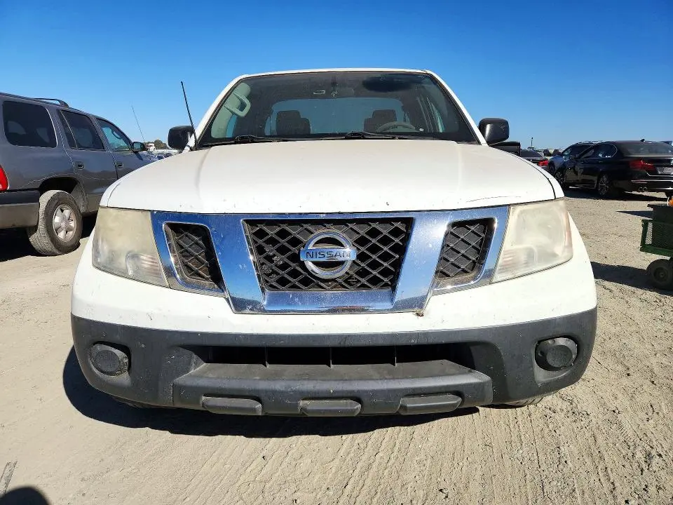 2017 NISSAN FRONTIER S  