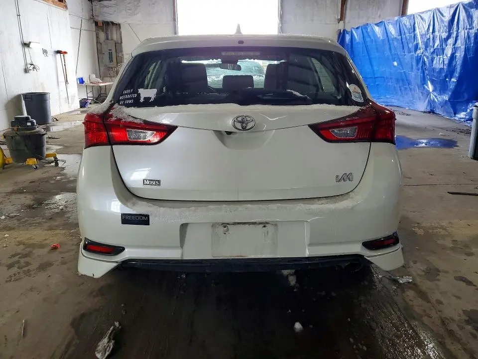 2017 TOYOTA COROLLA IM   