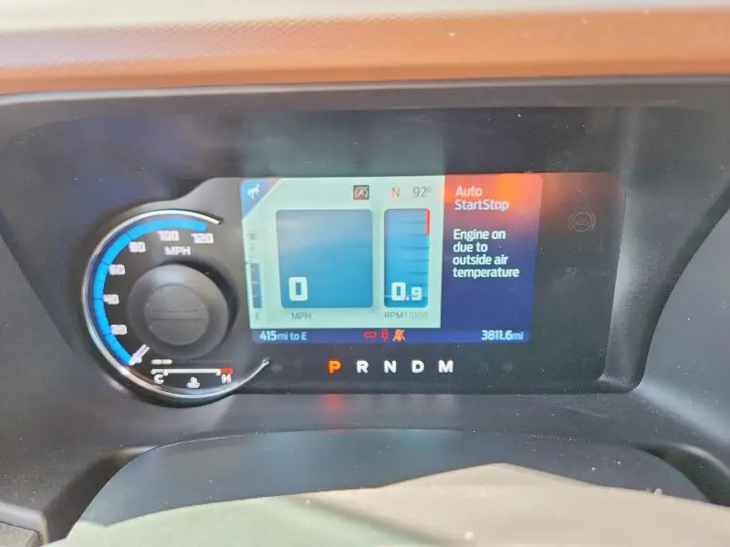 2024 FORD BRONCO OUTER BANKS  