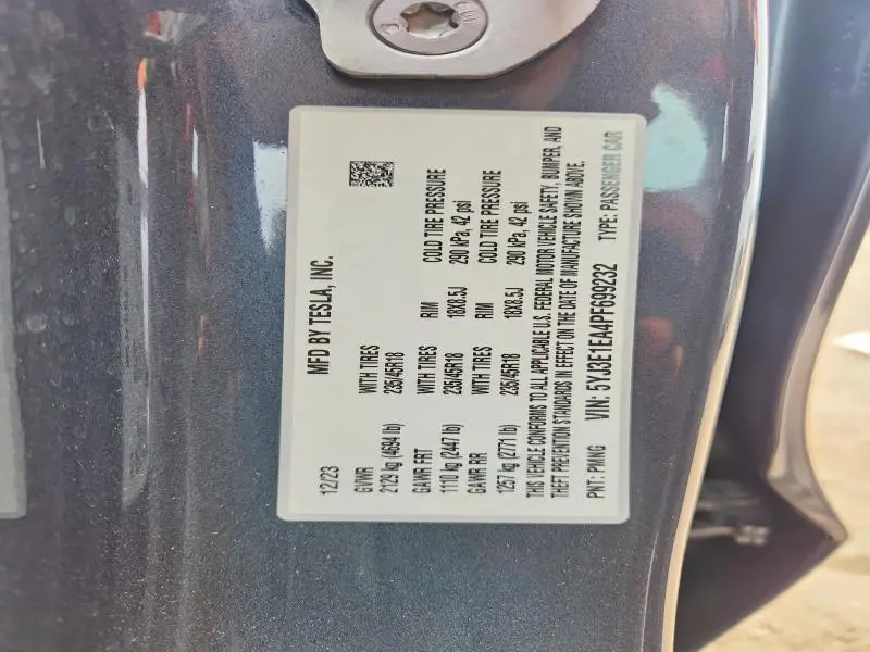 2023 TESLA MODEL 3   