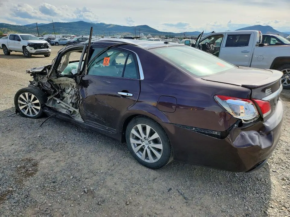 2011 TOYOTA AVALON LIMITED  