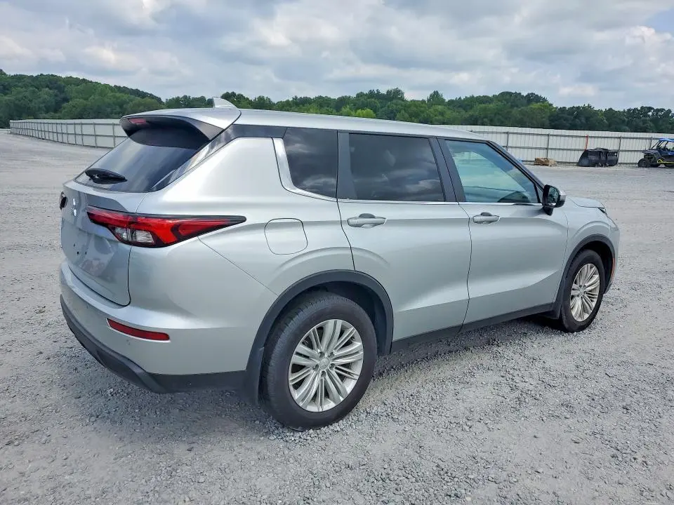 2024 MITSUBISHI OUTLANDER ES  