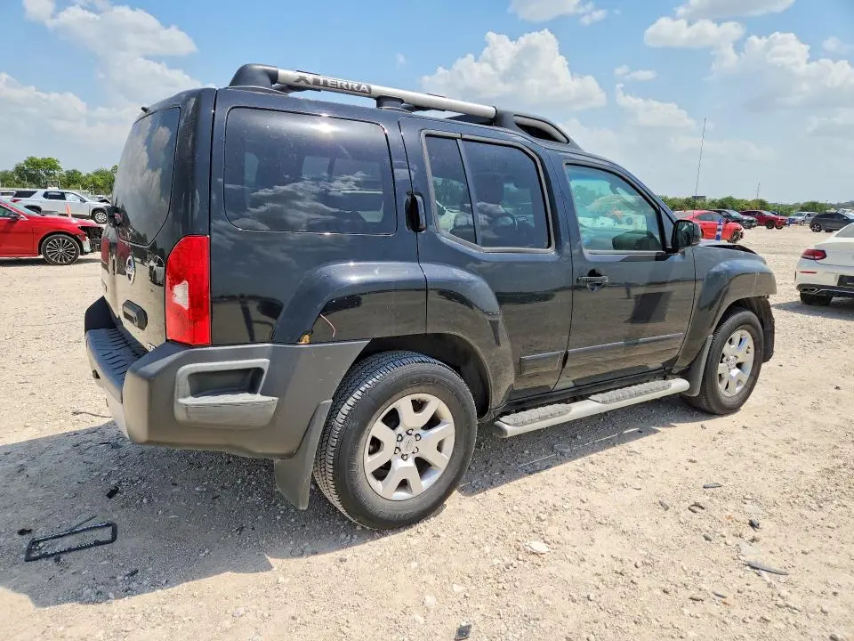 2010 NISSAN XTERRA X  