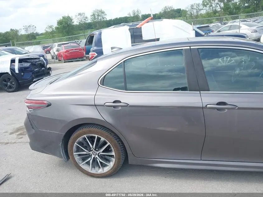 2021 TOYOTA CAMRY SE AWD