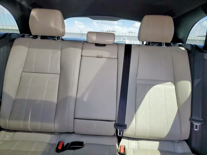 2018 LAND ROVER RANGE ROVER VELAR R-DYNAMIC SE  