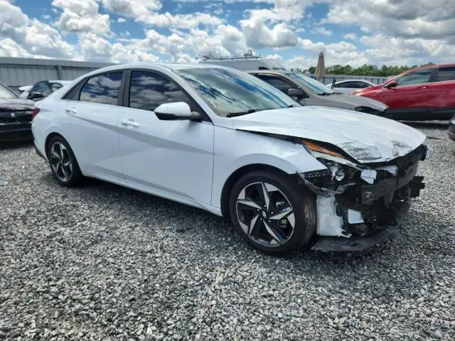 2021 HYUNDAI ELANTRA SEL  