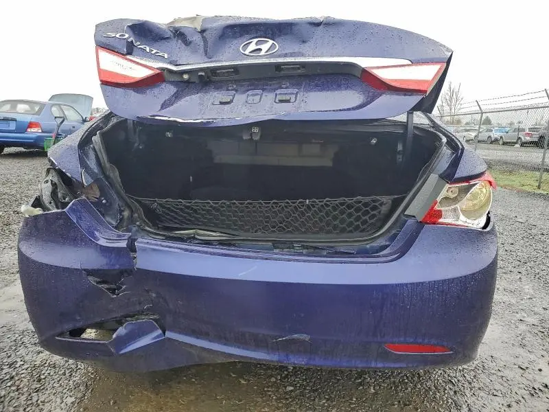 2013 HYUNDAI SONATA GLS  