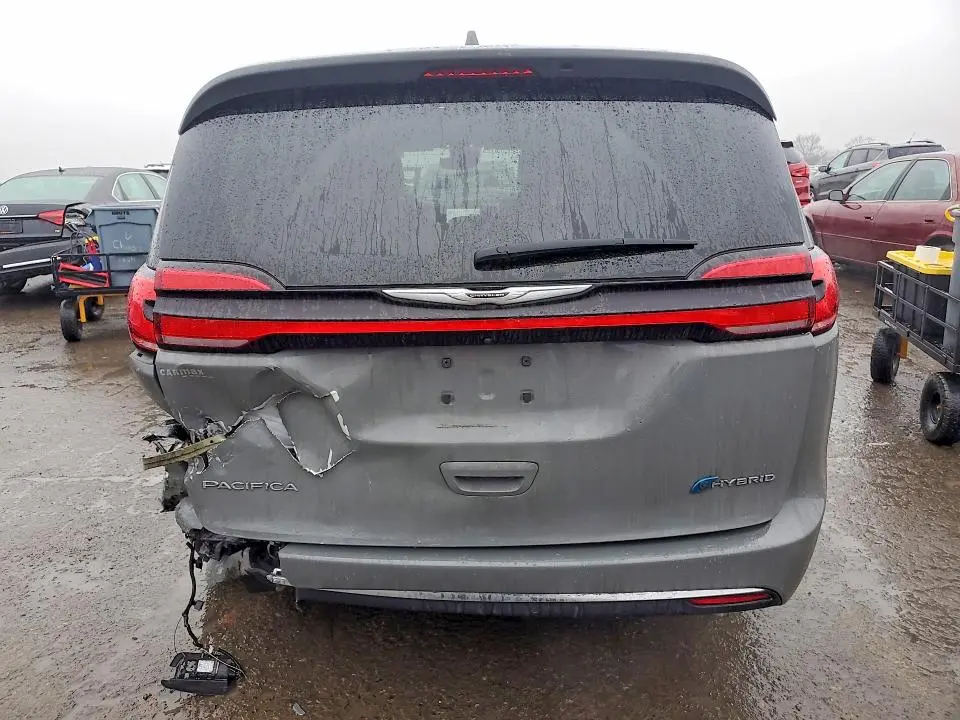 2022 CHRYSLER PACIFICA HYBRID TOURING L  