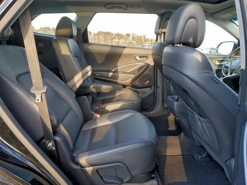 2017 HYUNDAI SANTA FE SE ULTIMATE  