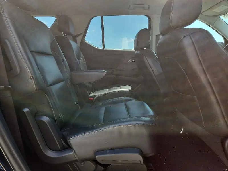 2021 CHEVROLET TRAVERSE LT  
