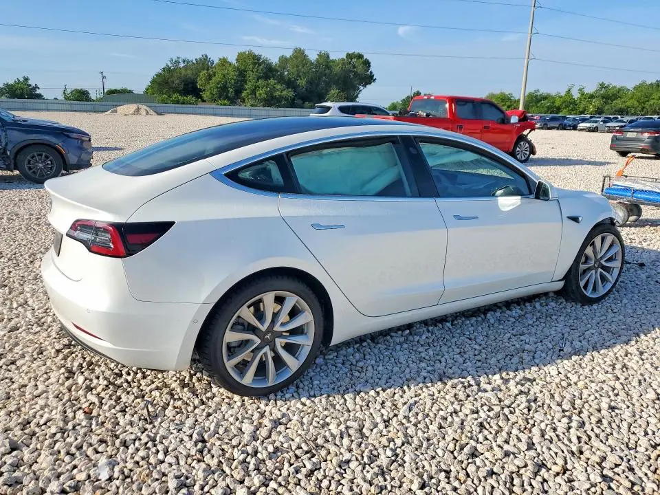 2019 TESLA MODEL 3   