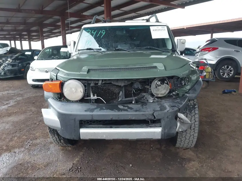 2014 TOYOTA FJ CRUISER  