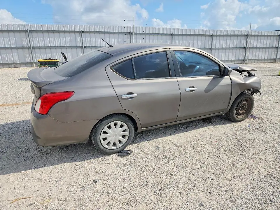 2016 NISSAN VERSA 1.6 SV  