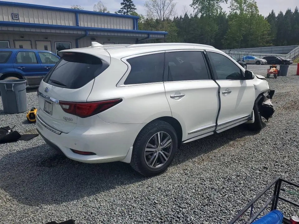 2020 INFINITI QX60 LUXE  