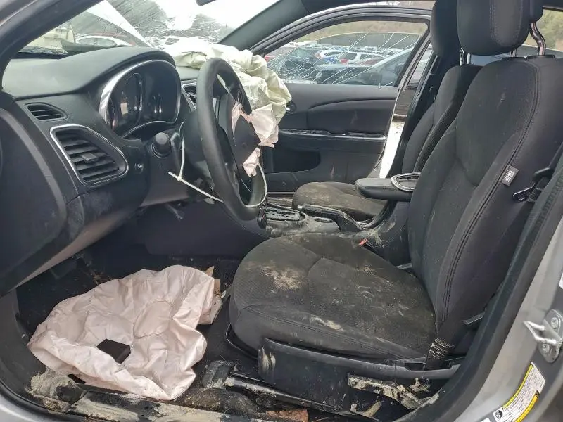2014 CHRYSLER 200 LX  